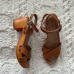 MIA Women's Brown Strappy Sandals